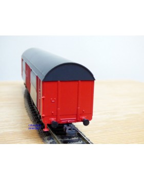 Roco 46275,  wagon couvert  type Hbbkkss 1980  POST   NS    neuf   BO