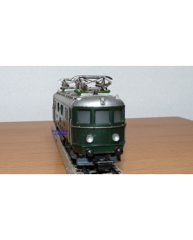 Märklin RES 800.2 rare motrice Re 4/4 SBB 