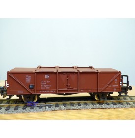 PIKO  0724,   coffret BR 110 et 2 wagons DR    BO 