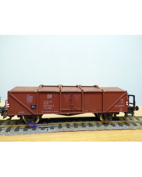 PIKO  0724,   coffret BR 110 et 2 wagons DR    BO 