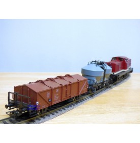 PIKO  0724,   coffret BR 110 et 2 wagons DR    BO 