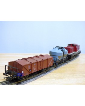 PIKO  0724,   coffret BR 110 et 2 wagons DR    BO 
