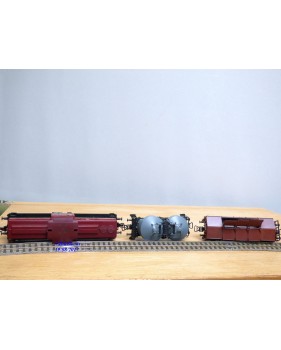 PIKO  0724,   coffret BR 110 et 2 wagons DR    BO 
