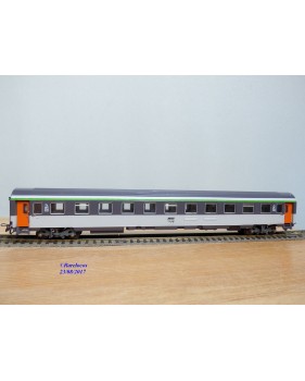 MOUGEL  1014, voiture Corail type Vtu ( kit monté  )  2 Cl. SNCF   BO
