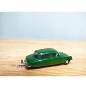 Eko , Renault 4 L  1/87  HO