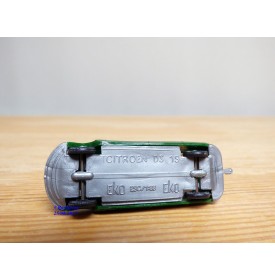 Eko , CITROEN  DS 19  verte  1/87  HO