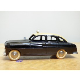 Dinky Toys 24XT, Ford Vedette 1954   Taxi