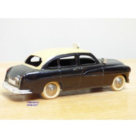 Dinky Toys 24XT, Ford Vedette 1954   Taxi