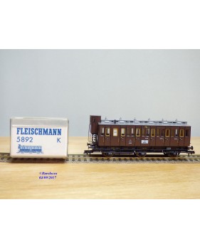 FLEISCHMANN 5892 K , voiture à portières latérales  à guérite à  3 essieux  Nr.  1762  KPEV    neuf   BO