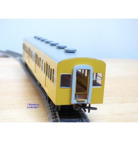 KATSUMI MOKEITEN ( KTM)  ???, élément intermédiaire  d' automotrice de banlieue N° 100 57    JNR   BO