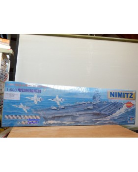 TRUMPETER 05201,  porte avion nucléaire NIMITZ  Neuf   BO  1/500