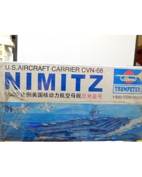 TRUMPETER 05201,  porte avion nucléaire NIMITZ  Neuf   BO  1/500