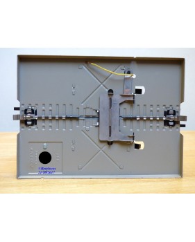 Märklin 457, passage à niveau mécanique avec feu rouge  BO