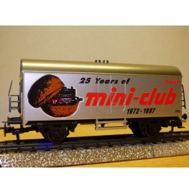 Märklin 48944 wagons plats type Bt 10 conteneurs à bière Königsbacher DB BO