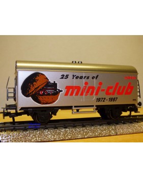 Märklin 48944 wagons plats type Bt 10 conteneurs à bière Königsbacher DB BO