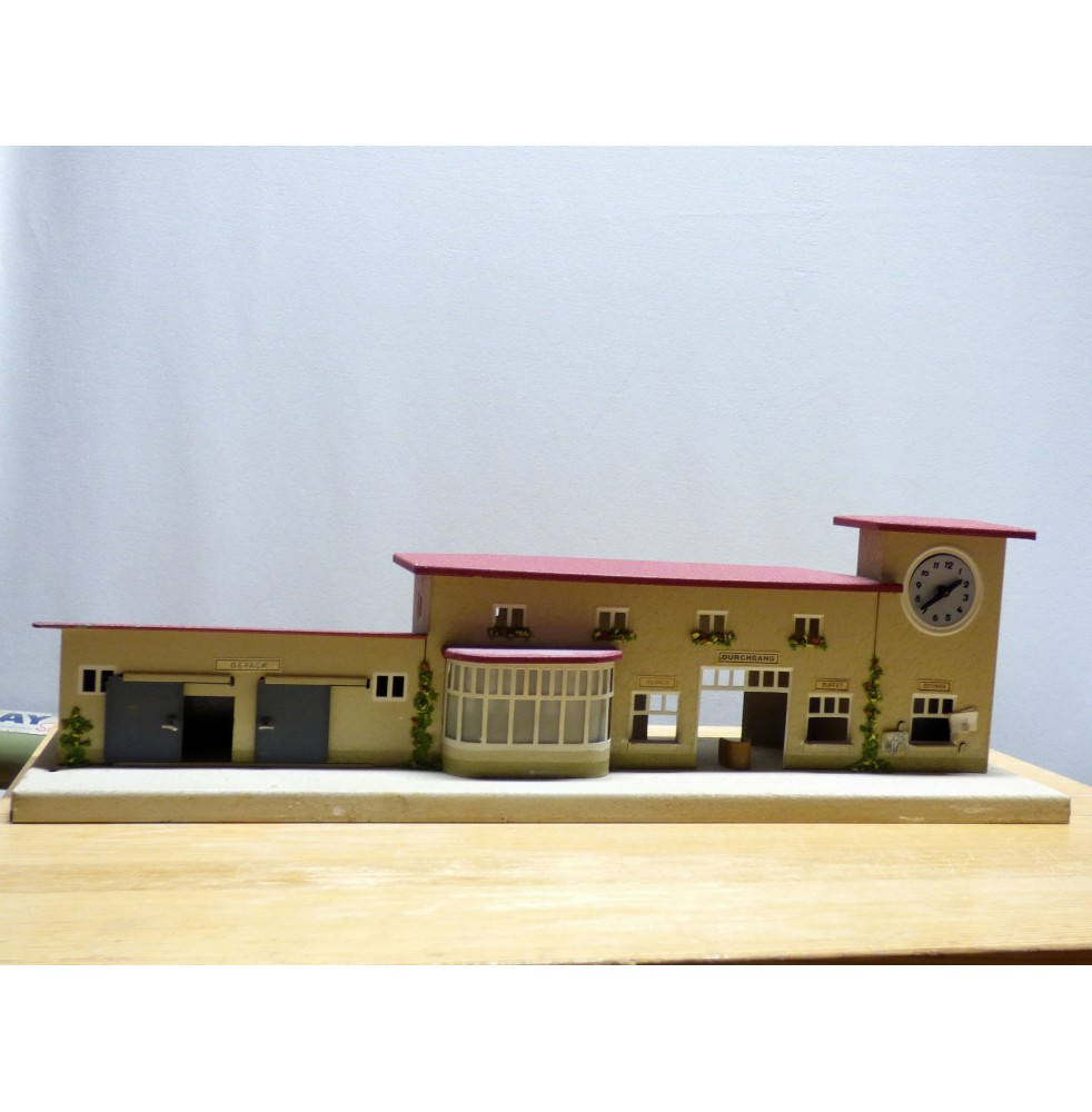MÄRKLIN ancien 419.3 Rare gare grande ville 