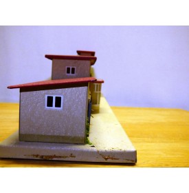 KIBRI ancien 0/52/61, gare avec horloge 