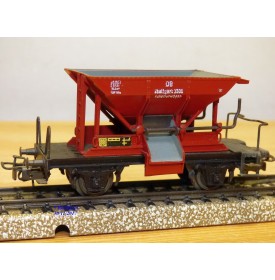 MÄRKLIN   315 . 1,  wagon trémie  pour ballast  DB   BO