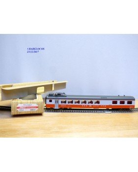 LILIPUT ancien 201 wagon plat chargé de 4 conteneurs ( cadres)  NS  BO