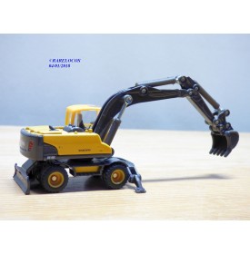 SIKU  1887, pelle hydraulique sur pneus VOLVO  neuf  BO
