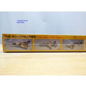 DRAGON 4008, The Adversarie F-21 Lion & F-5E Tiger II  Neuf   BO  1/ 144