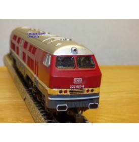 RIVAROSSI  véro ( pour Märklin )  1099, loco diesel Co Co  Br 320  DB  neuf   BO