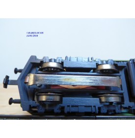 HAG  235 . 01 ,  Motrice Re 4/4 I   vert tilleul   N° 416    SBB   BO  