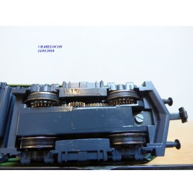 HAG  235 . 01 ,  Motrice Re 4/4 I   vert tilleul   N° 416    SBB   BO  