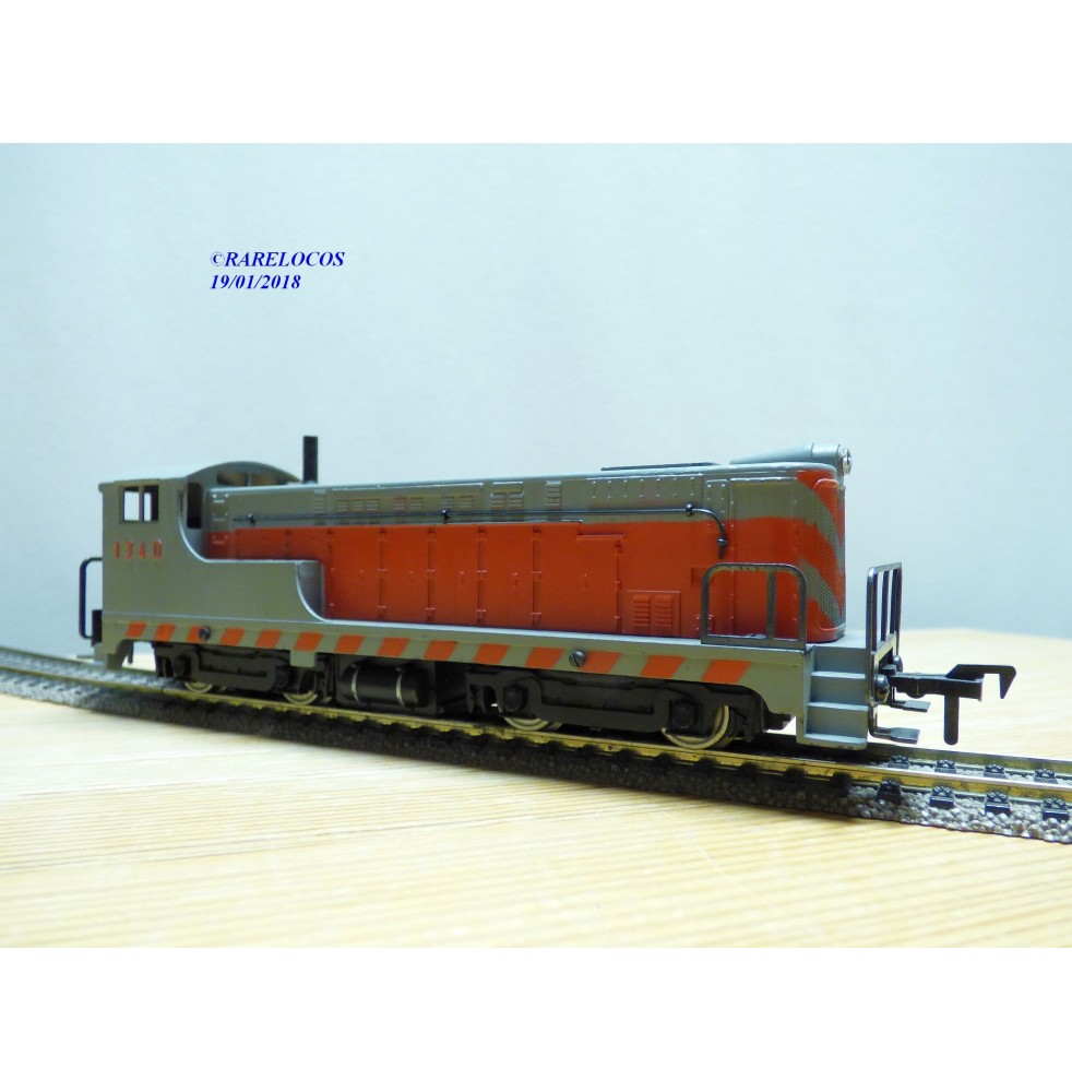 FLEISCHMANN 1340 C, loco diesel Baldwin gris et orange  1340  