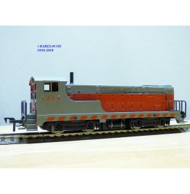 FLEISCHMANN 1340 C, loco diesel Baldwin gris et orange  1340  