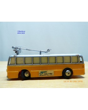 EHEIM  6103, coffret  trolleybus et rermorque  BO