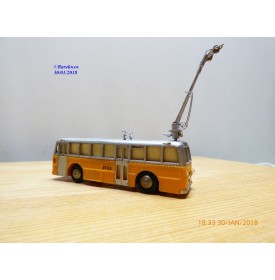 EHEIM  6103, coffret  trolleybus et rermorque  BO