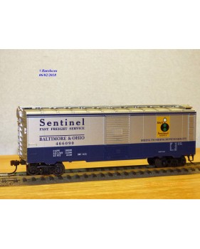 ROUNDHOUSE 20408, wagon couvert de 40' ( Single door box car )   B&O    Neuf   BO