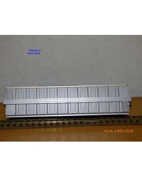 ROUNDHOUSE 20408, wagon couvert de 40' ( Single door box car )   B&O    Neuf   BO
