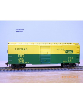 ROUNDHOUSE 20406, wagon couvert de 40' ( Single door box car )  C St P M&O    Neuf    BO