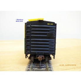 ROUNDHOUSE 20406, wagon couvert de 40' ( Single door box car )  C St P M&O    Neuf    BO