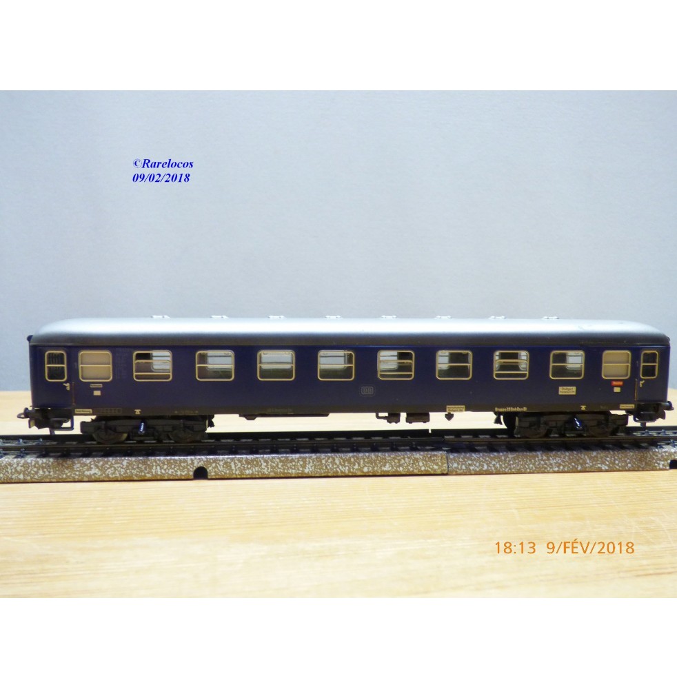 Märklin 4027, voiture  grandes lignes 1 Kl.  type A4ümg   DB   BO