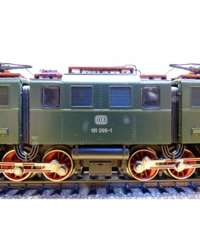 Märklin 3329.1, motrice Co Co articulée à bielles   Br 191   DB   BO 