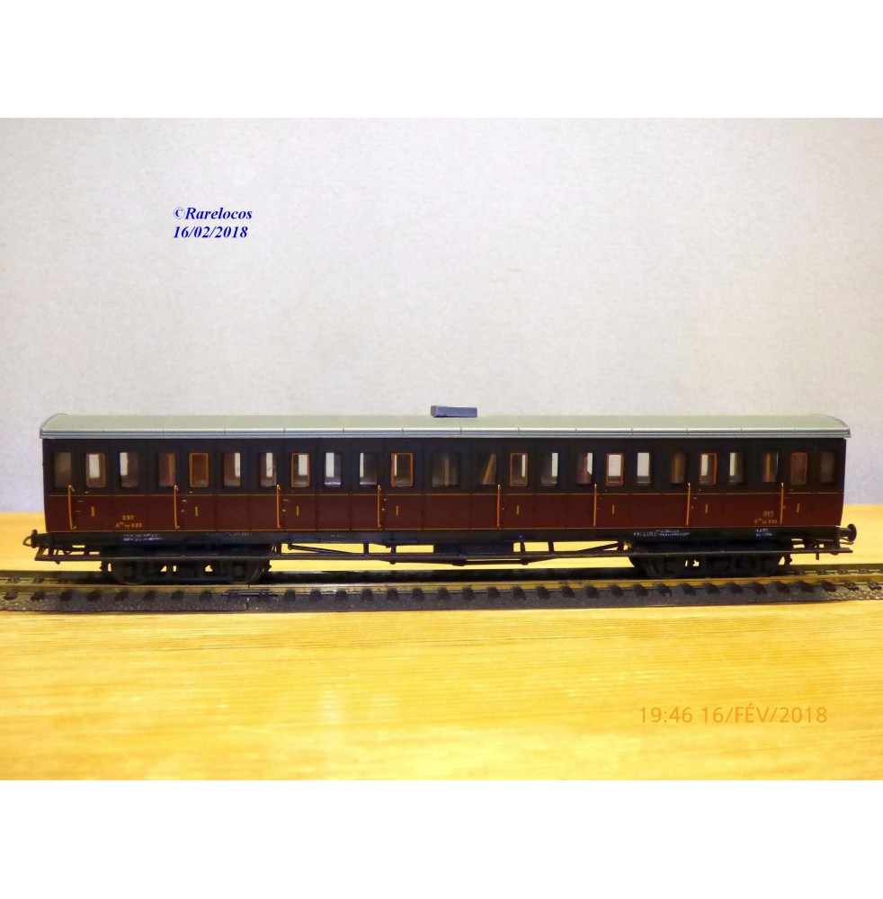 France Trains  211 K, voiture à portières latérales 1 ère classe type Ty  EST   neuf  BO