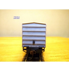 WALTHERS 932 2358, kit wagon couvert bois Peter Fox BO