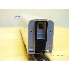 WALTHERS 932 2358, kit wagon couvert bois Peter Fox BO