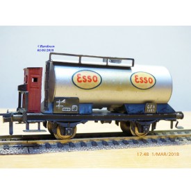 Fleischmann 1465 E,  rare wagon citerne ESSO   DB  