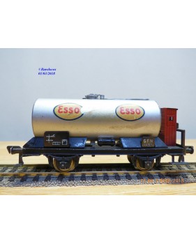 Fleischmann 1465 E,  rare wagon citerne ESSO   DB  