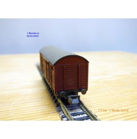 ROCO 2329B  wagon couvert type Ds POST  NS      BO   N