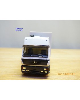 HERPA  143332,  camion et semi remorque porte voiture  fermée  Neuf   BO  1/87