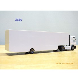 HERPA  143332,  camion et semi remorque porte voiture  fermée  Neuf   BO  1/87
