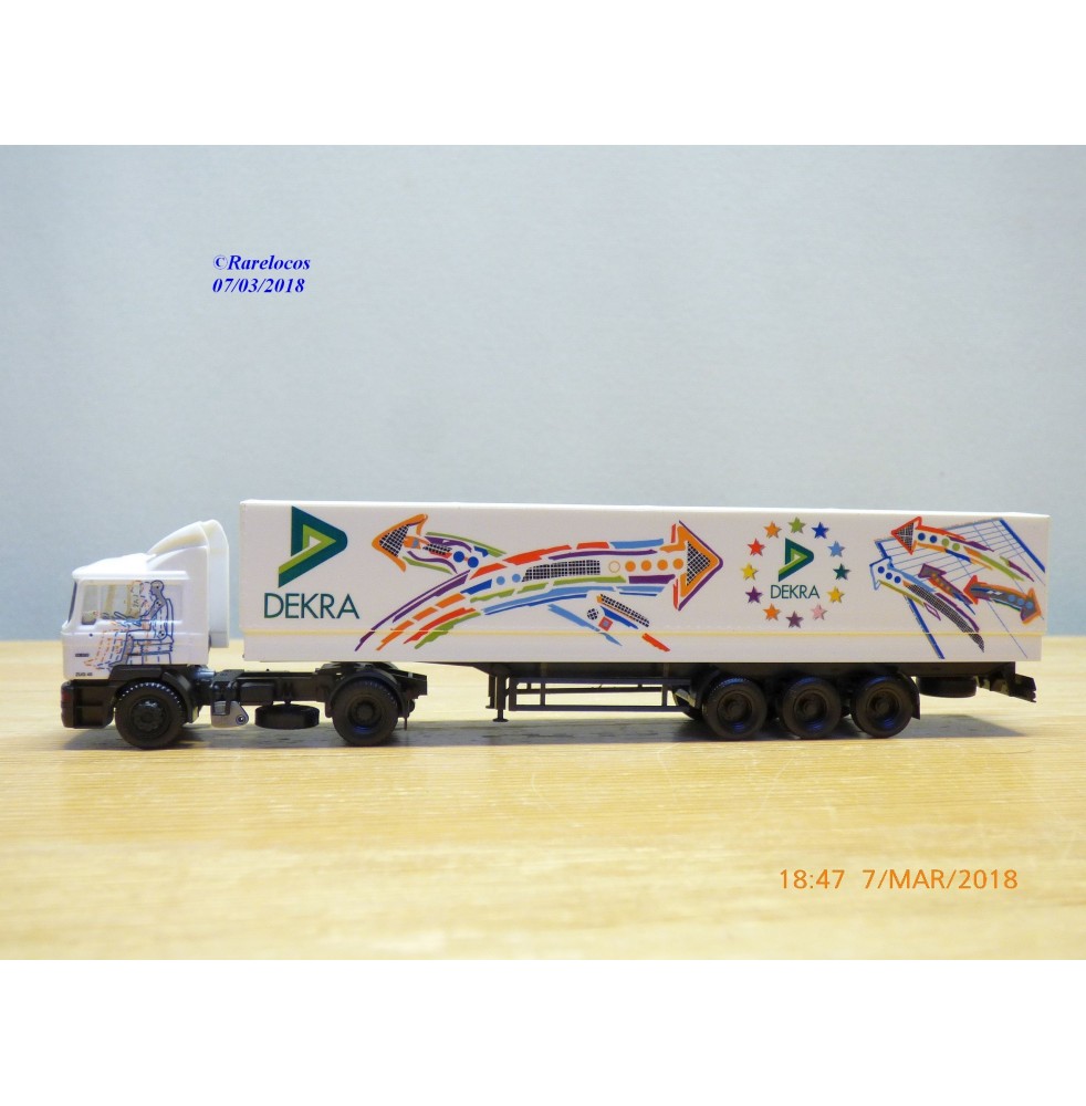 HERPA  839035  Semi remorque Volvo Choyang Neuf BO  1/87