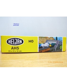 HELJAN AH5, passage supérieur piéton  HO  1/87 