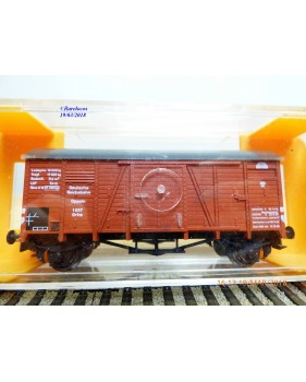 LILIPUT 253 01, wagon couvert  type  Grhs  DR  BO                                 DB BO