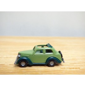 PRALINE  ????, FORD Eifel découvrable   1/87 ème  HO